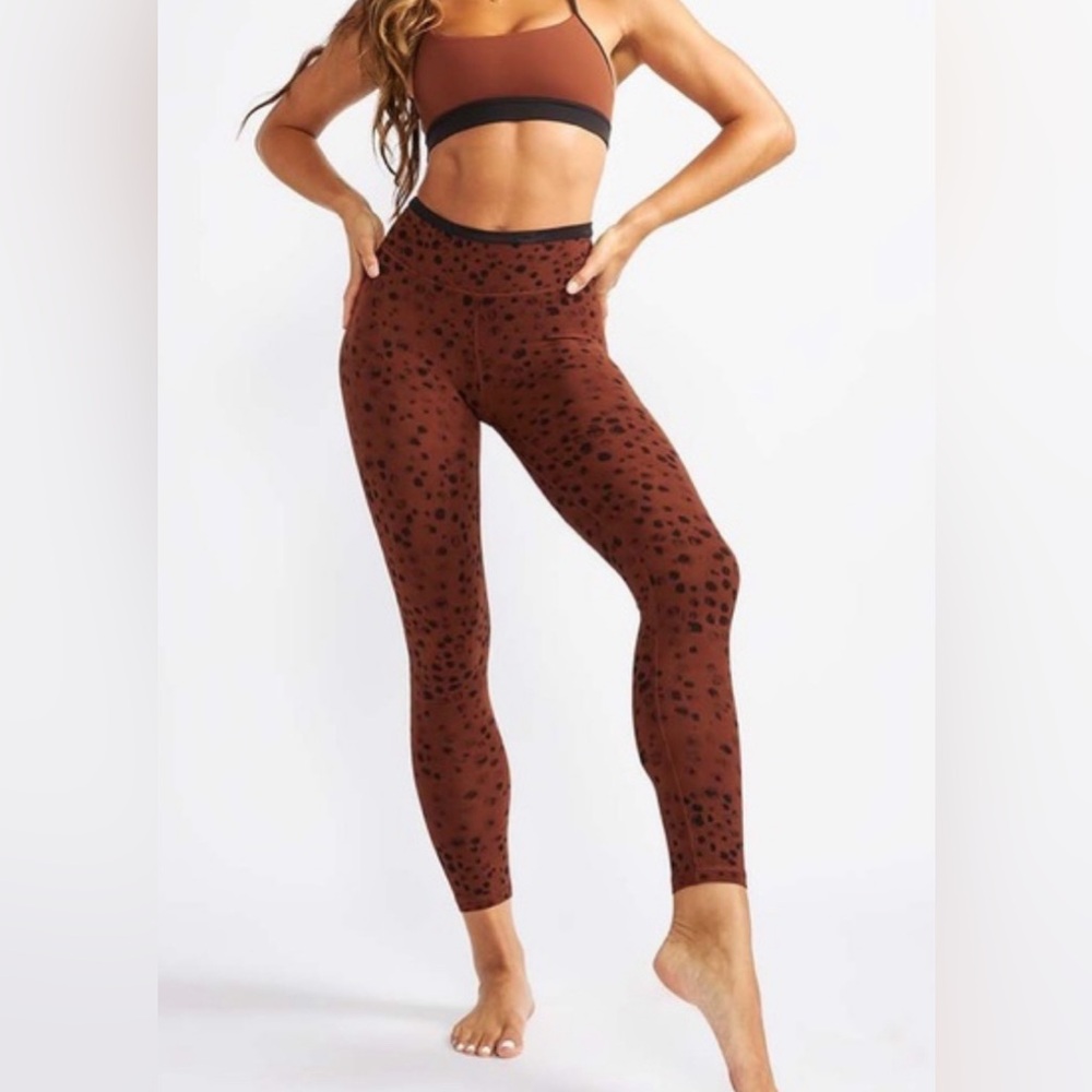 Stori Brandy Onyx Hazy dot set